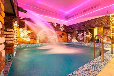 Зал №8 сауна Каскад — премиум с каскадом и бильярдом